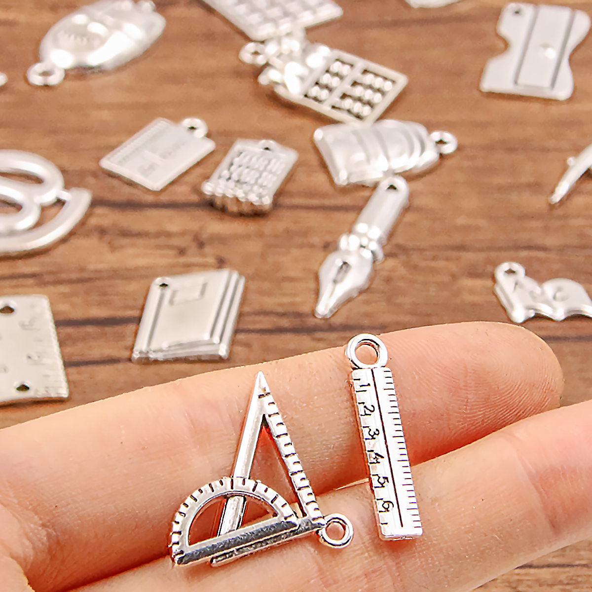 20PCS 17Styles Mixed Alloy Boo - Jewelry Making Books avis et prix