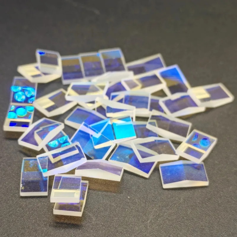 Irregular Damaged Iridescent O - Jewelry Making Experience avis et prix